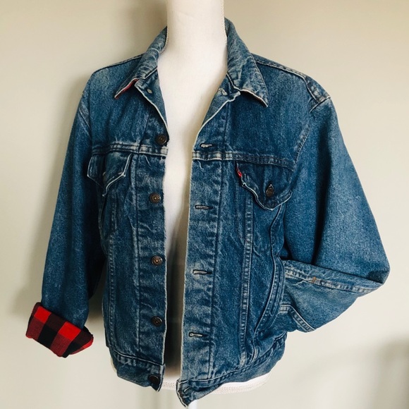 Vintage Levi Trucker Denim Jacket - Picture 7 of 7